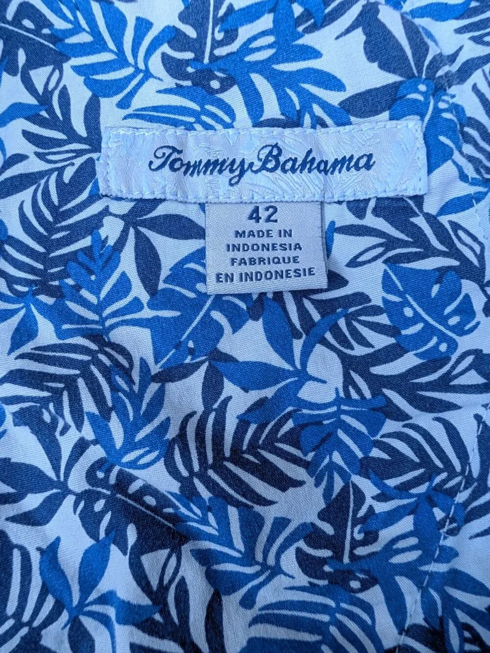 Tommy Bahamas Men's Cargo Shorts - Light Blue - Size 42 - Picture 8 of 9